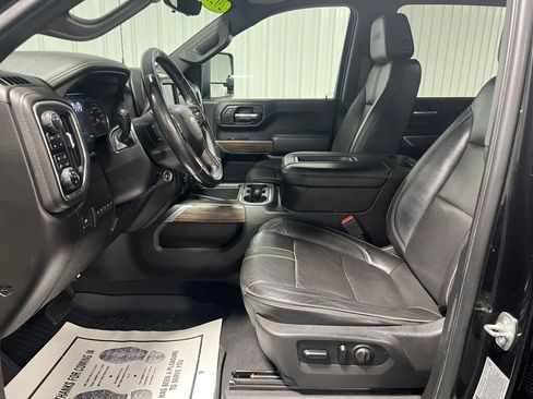 Used 2022 Chevrolet Silverado 2500 High Country w/ Z71 Off-Road Package image 5