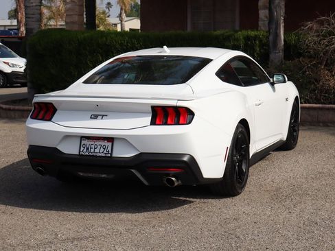 Used 2025 Ford Mustang GT RWD image 9