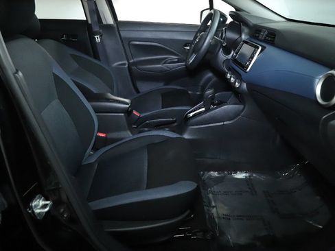 Used 2025 Nissan Versa SV w/ Trunk Package FWD image 33