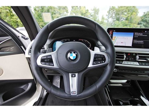 Used 2024 BMW X3 sDrive30i w/ Premium Package RWD image 13