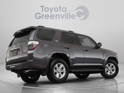 Used 2021 Toyota 4Runner Limited AWD/4WD image 7