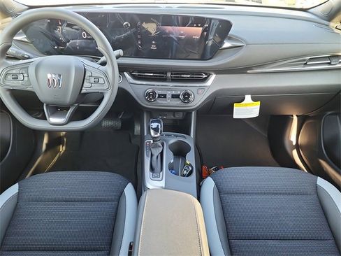 New 2026 Buick Envista Preferred image 18