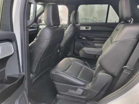 Used 2022 Ford Explorer ST w/ Equipment Group 401A image 11