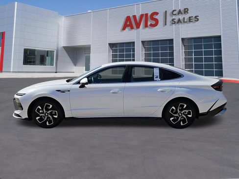 Used 2025 Hyundai Sonata SEL FWD image 10
