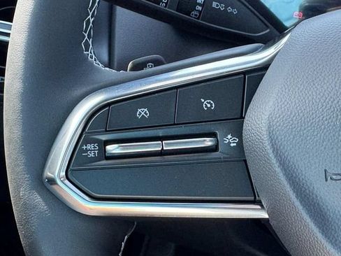 New 2026 Chevrolet Equinox EV LT w/ Comfort Package FWD image 12