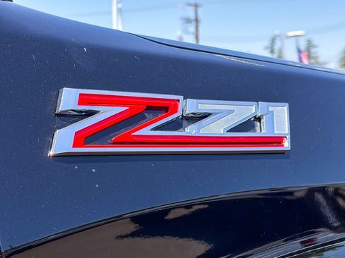 Used 2023 Chevrolet Silverado 1500 LTZ w/ LTZ Premium Package AWD/4WD image 10
