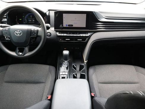 Used 2025 Toyota Camry LE FWD image 2