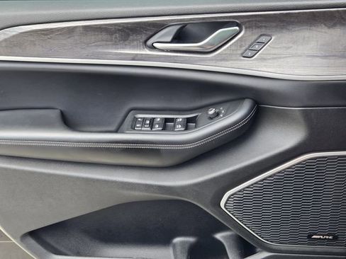 Certified 2023 Jeep Grand Cherokee L Limited w/ Black Appearance Package image 25