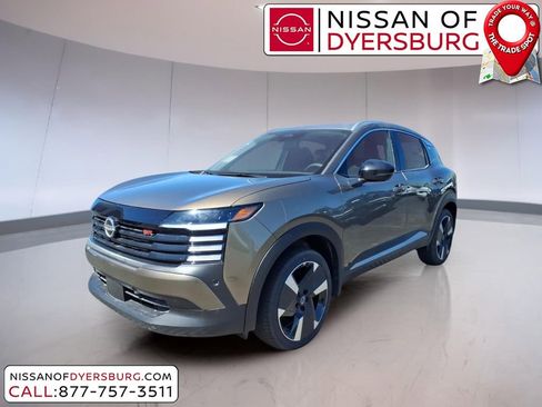 New 2026 Nissan Kicks SR w/ SR Premium Package FWD image 7