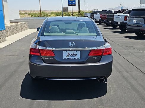 Used 2015 Honda Accord EX image 4
