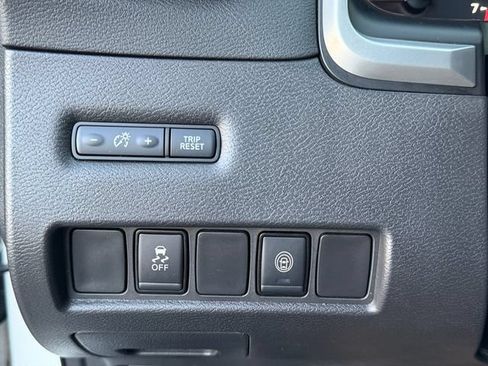 Used 2023 Nissan Murano SV w/ SV Midnight Edition Package AWD/4WD image 29