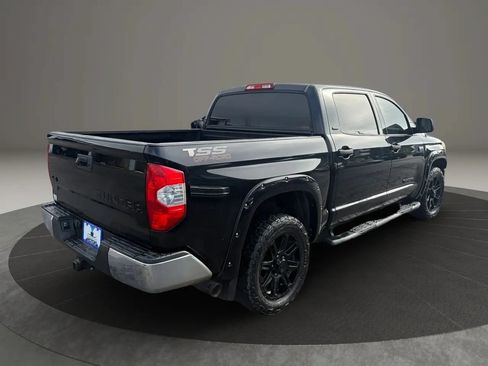 Used 2018 Toyota Tundra SR5 w/ SR5 Upgrade Package AWD/4WD image 5