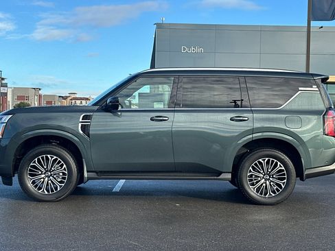 New 2026 Nissan Armada Platinum image 7