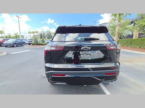 New 2027 Chevrolet Equinox RS w/ LPO, Floor Liner Package FWD image 21