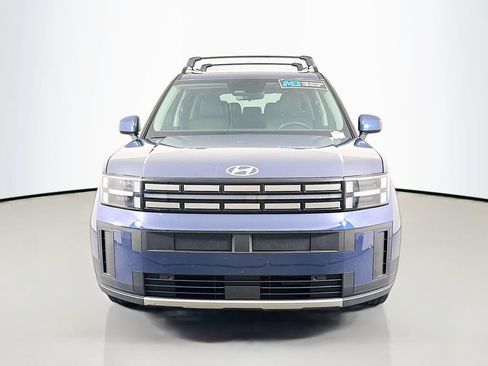 Used 2025 Hyundai Santa Fe SEL FWD image 2