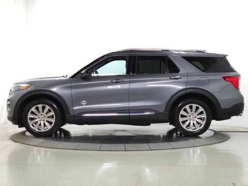 Used 2023 Ford Explorer King Ranch w/ Technology Package AWD/4WD image 4