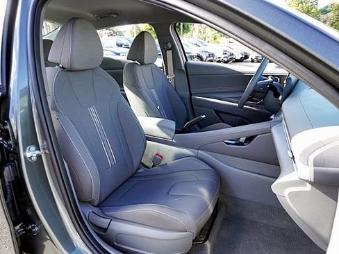 Certified 2026 Hyundai Elantra Sport FWD image 12
