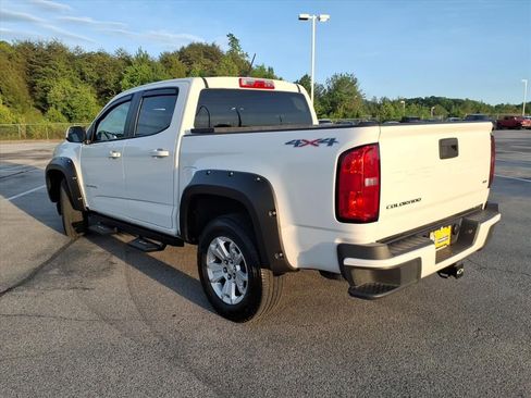 Used 2022 Chevrolet Colorado LT AWD/4WD image 9