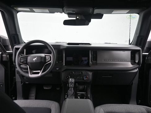Used 2025 Ford Bronco 4-Door AWD/4WD image 32