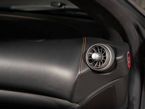 Used 2013 McLaren MP4-12C Spider RWD image 35
