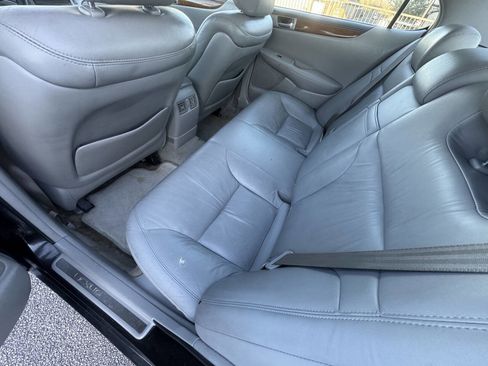 Used 2005 Lexus ES 330 image 15