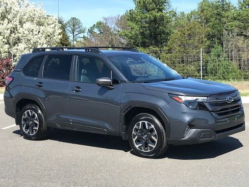 Certified 2025 Subaru Forester Premium w/ Protection Package image 2