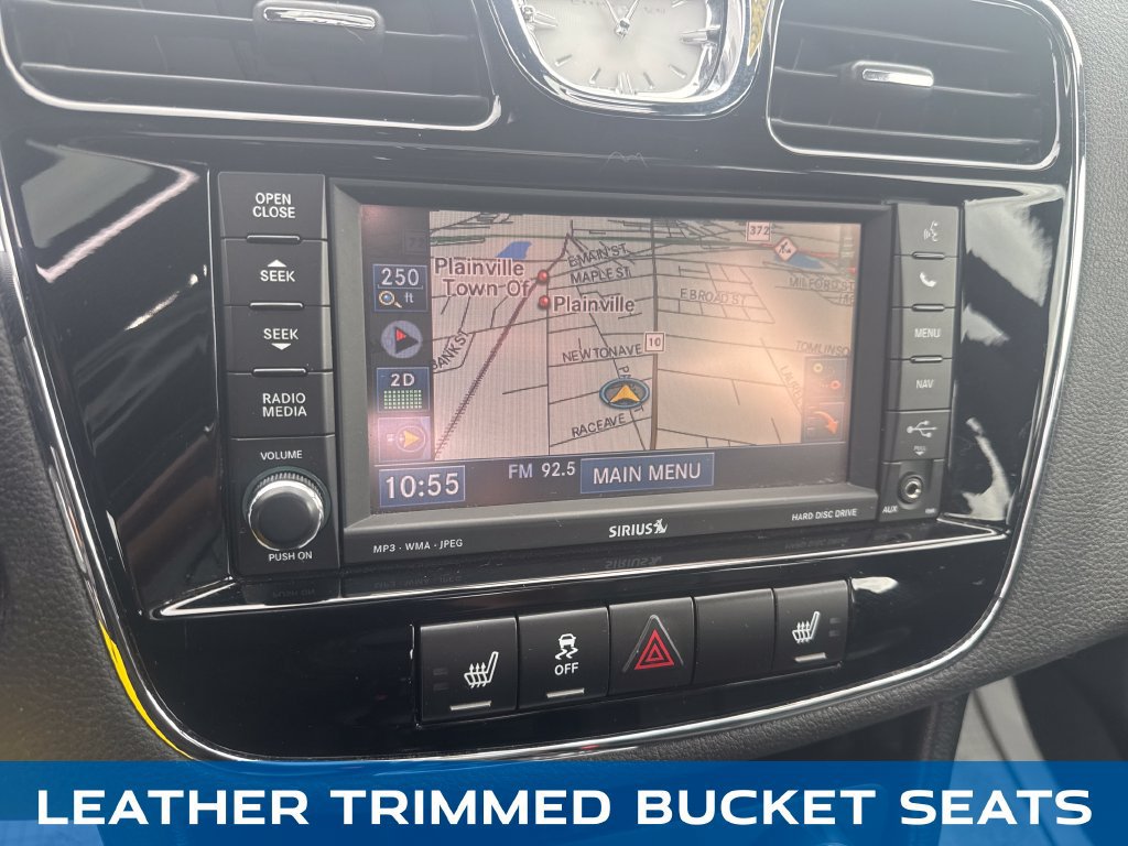Used 2011 Chrysler 200 Limited FWD image 20