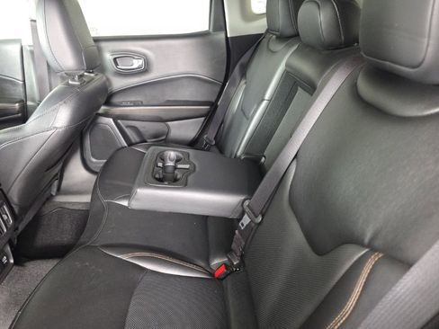 Used 2019 Jeep Compass Limited AWD/4WD image 27