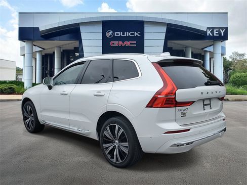 Used 2023 Volvo XC60 B5 Plus w/ Climate Package image 3