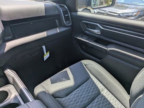 New 2026 RAM 1500 4x4 Crew Cab image 15