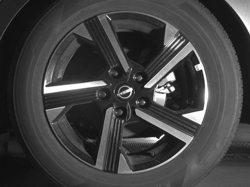 Used 2025 Nissan Sentra SV image 14