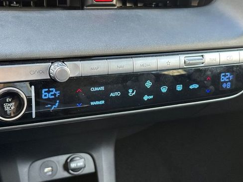 Used 2024 Hyundai Ioniq 5 SE image 28