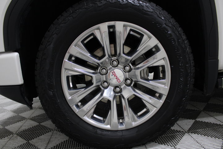 Used 2024 GMC Sierra 1500 Denali w/ Technology Package AWD/4WD image 50