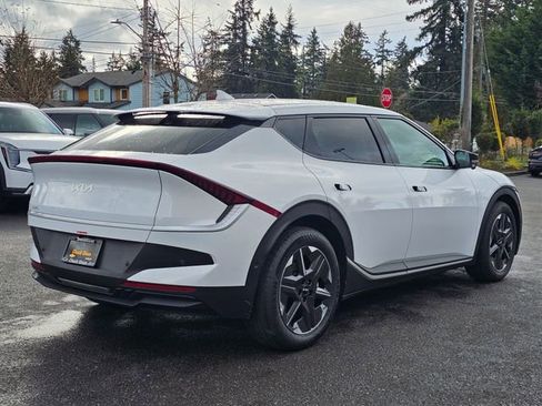 New 2025 Kia EV6 Light w/ Light LR Technology Package image 5