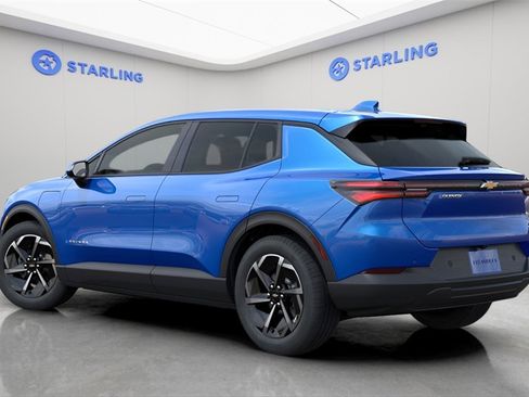 New 2026 Chevrolet Equinox EV LT image 3