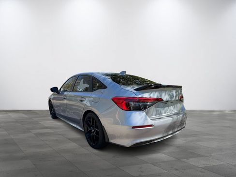 Used 2023 Honda Civic Sport image 4