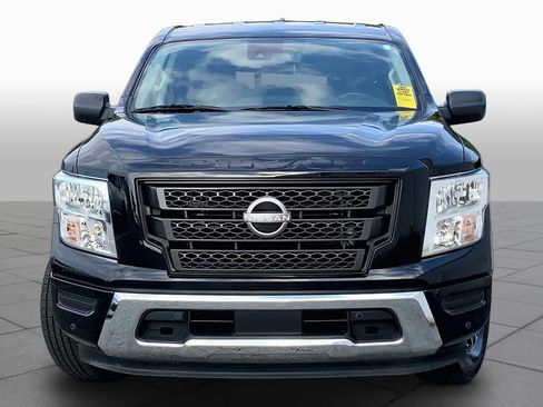 Used 2024 Nissan Titan SV w/ SV Convenience Package RWD image 4