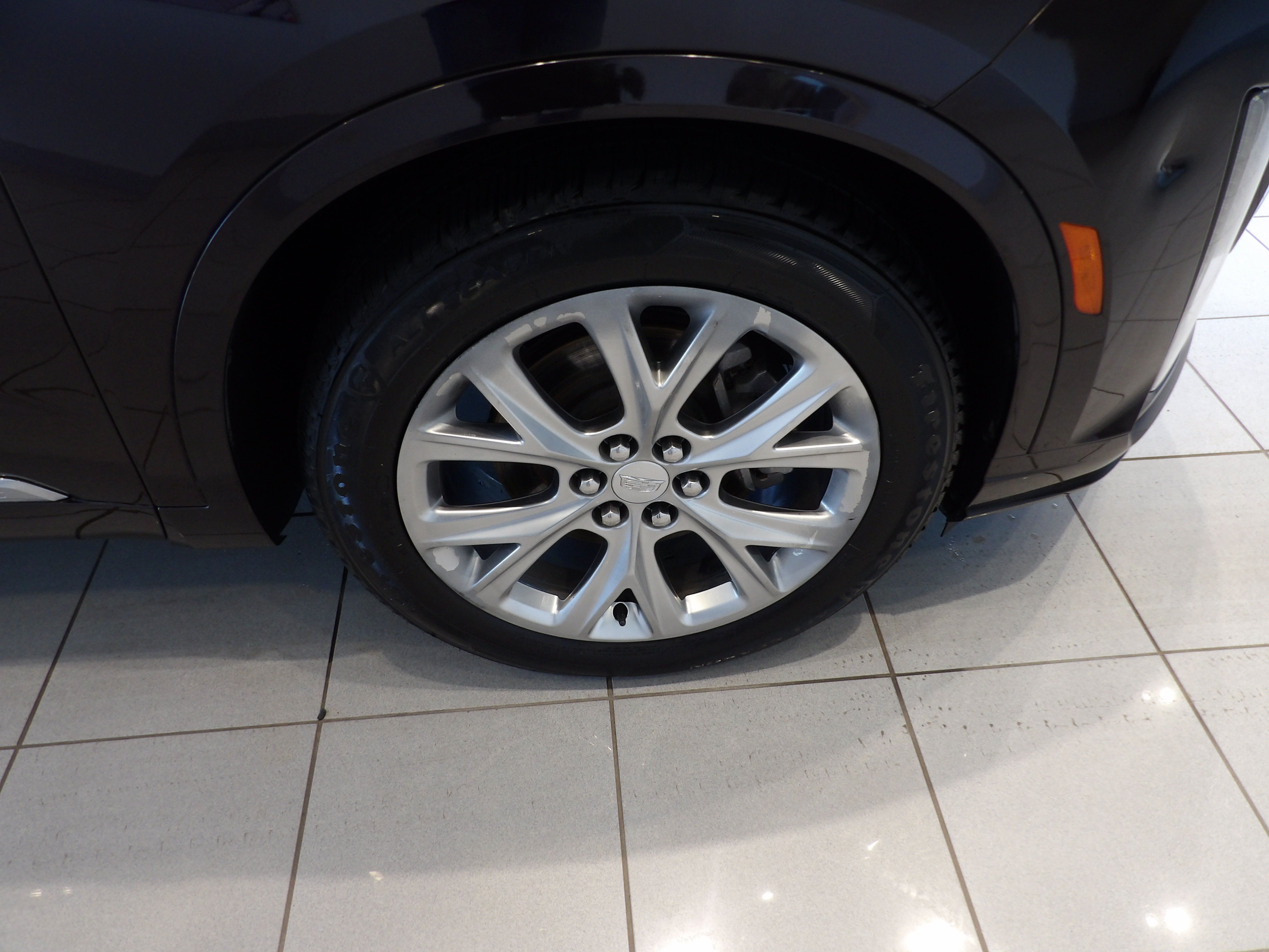 Used 2020 Cadillac XT6 Sport AWD/4WD image 29