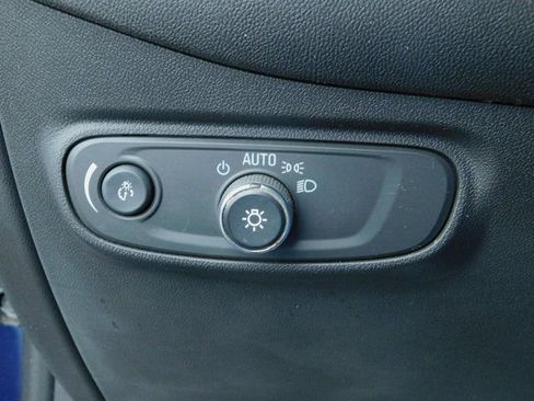 Used 2022 Chevrolet Equinox LT FWD image 20