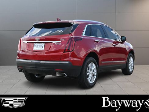 Certified 2025 Cadillac XT5 Luxury FWD image 6
