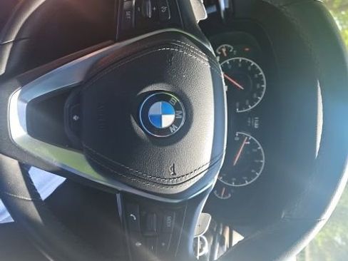 Used 2019 BMW 540i xDrive w/ Premium Package AWD/4WD image 13