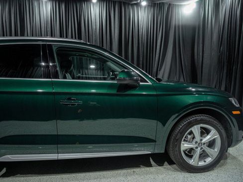 Used 2020 Audi Q5 2.0T Premium Plus w/ Premium Plus Package AWD/4WD image 4