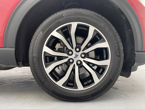 Used 2025 Ford Explorer ST-Line image 18