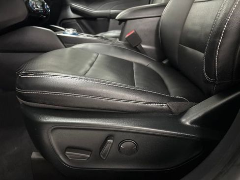 Used 2022 Ford Escape SEL w/ Technology Package image 11