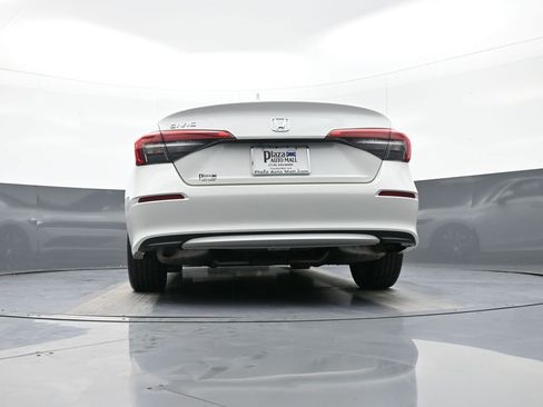 Certified 2024 Honda Civic EX image 29