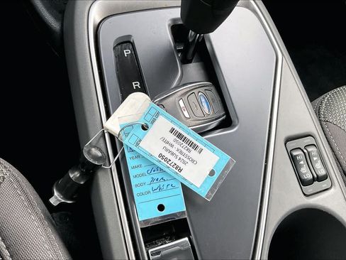 Used 2024 Subaru Crosstrek 2.0i Premium AWD/4WD image 15