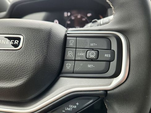 New 2026 Jeep Grand Wagoneer Limited AWD/4WD image 12