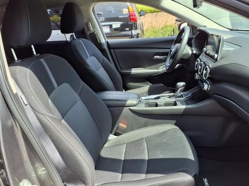 Used 2024 Nissan Sentra SV FWD image 26