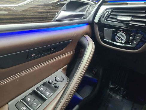 Used 2019 BMW 540i xDrive w/ Convenience Package AWD/4WD image 30