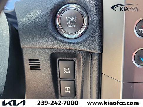 Used 2021 Lexus GX 460 Premium AWD/4WD image 31